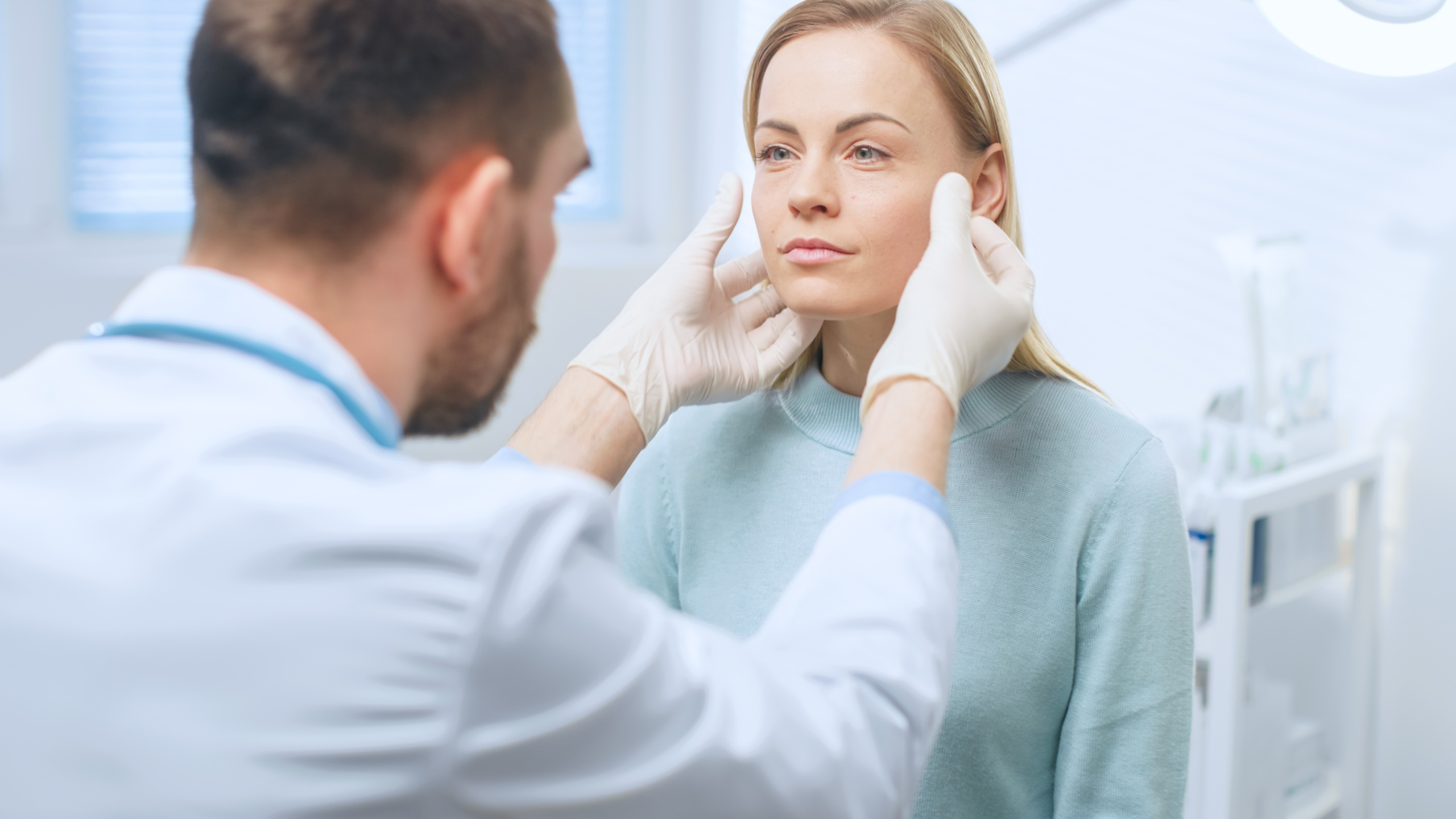 choosing a qualified cosmetic surgeon