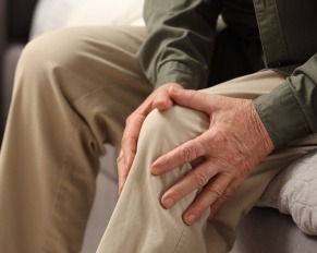 elder with joint pain